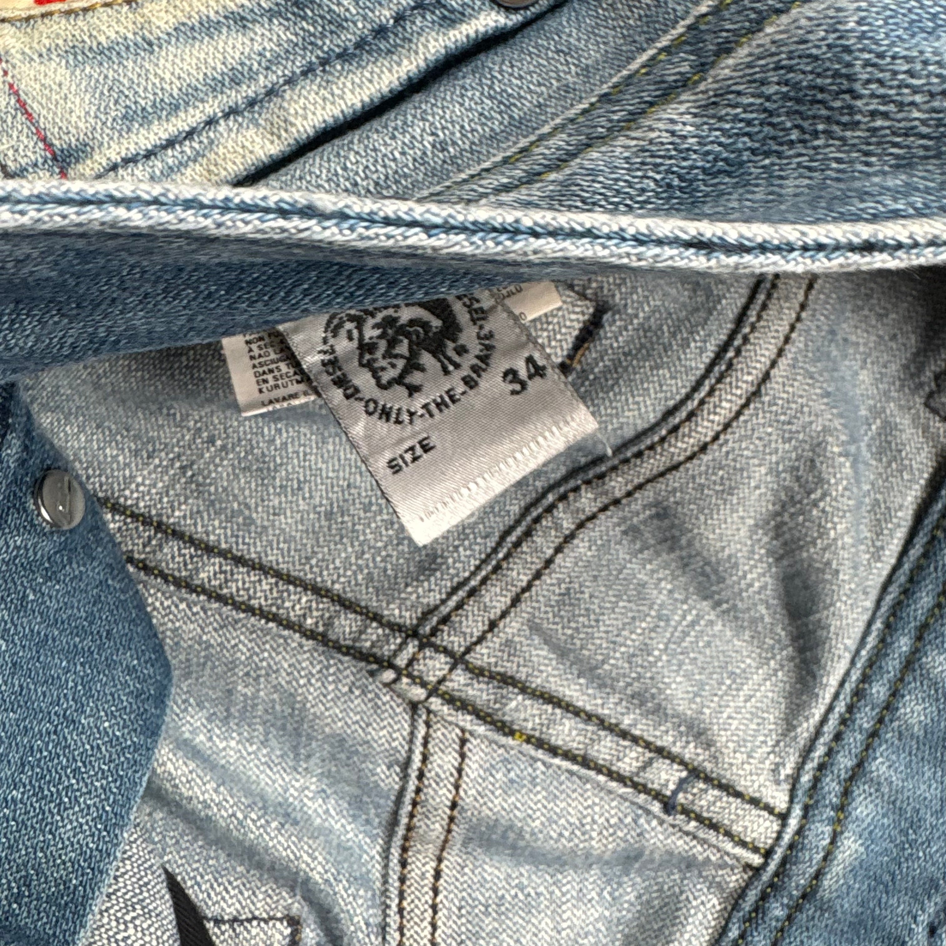 Diesel Straight Jeans (34)