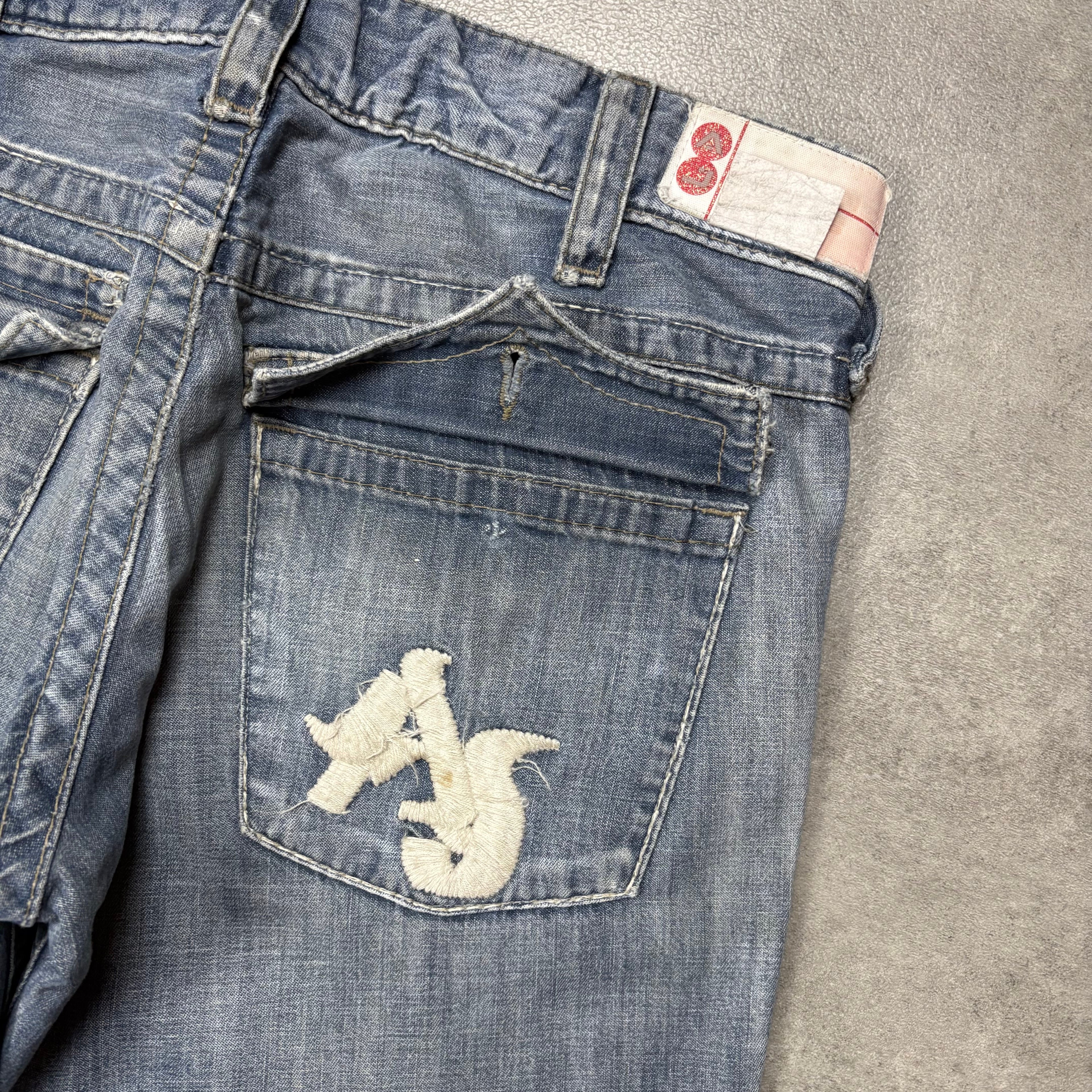 Armani Women’s Flared Jeans (31)