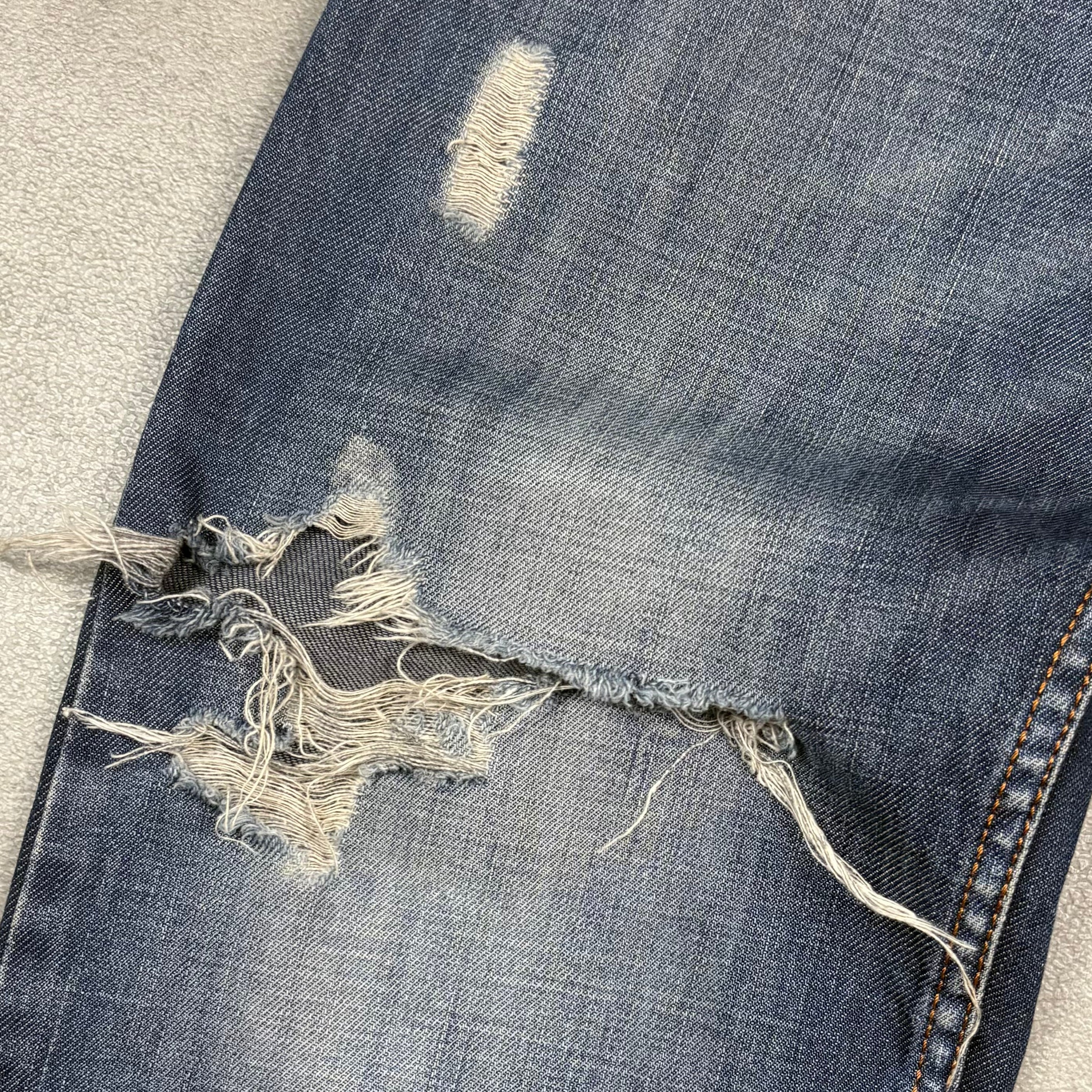 Armani Straight Fit Jeans (32)