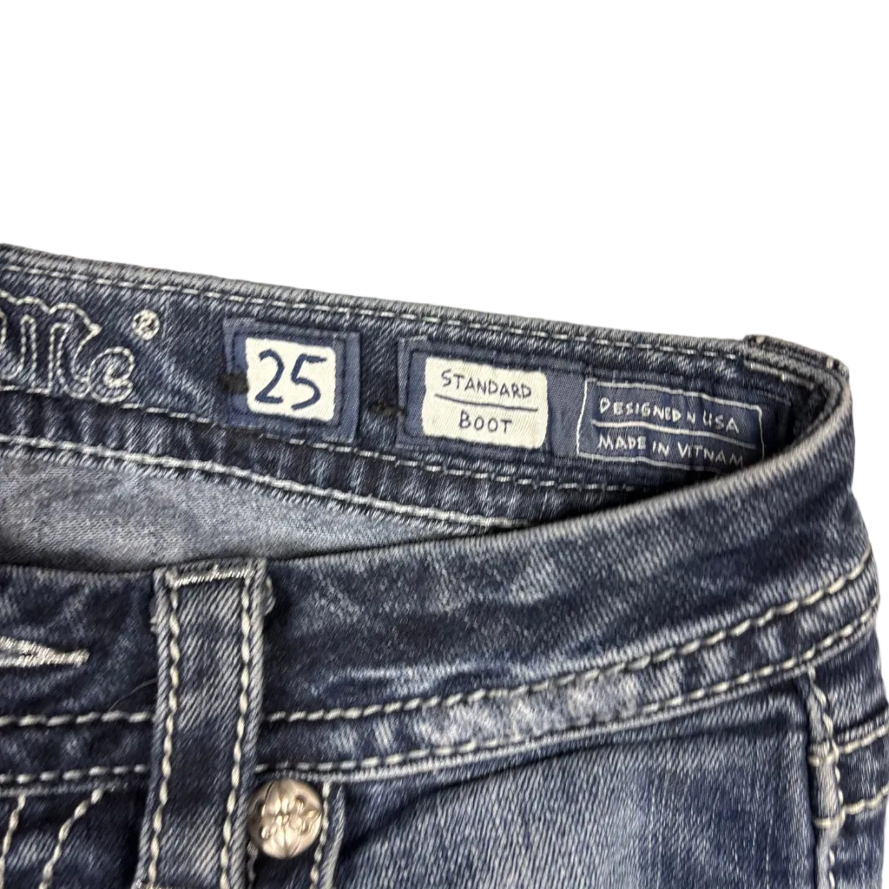 Miss Me Bootcut Jeans (25)